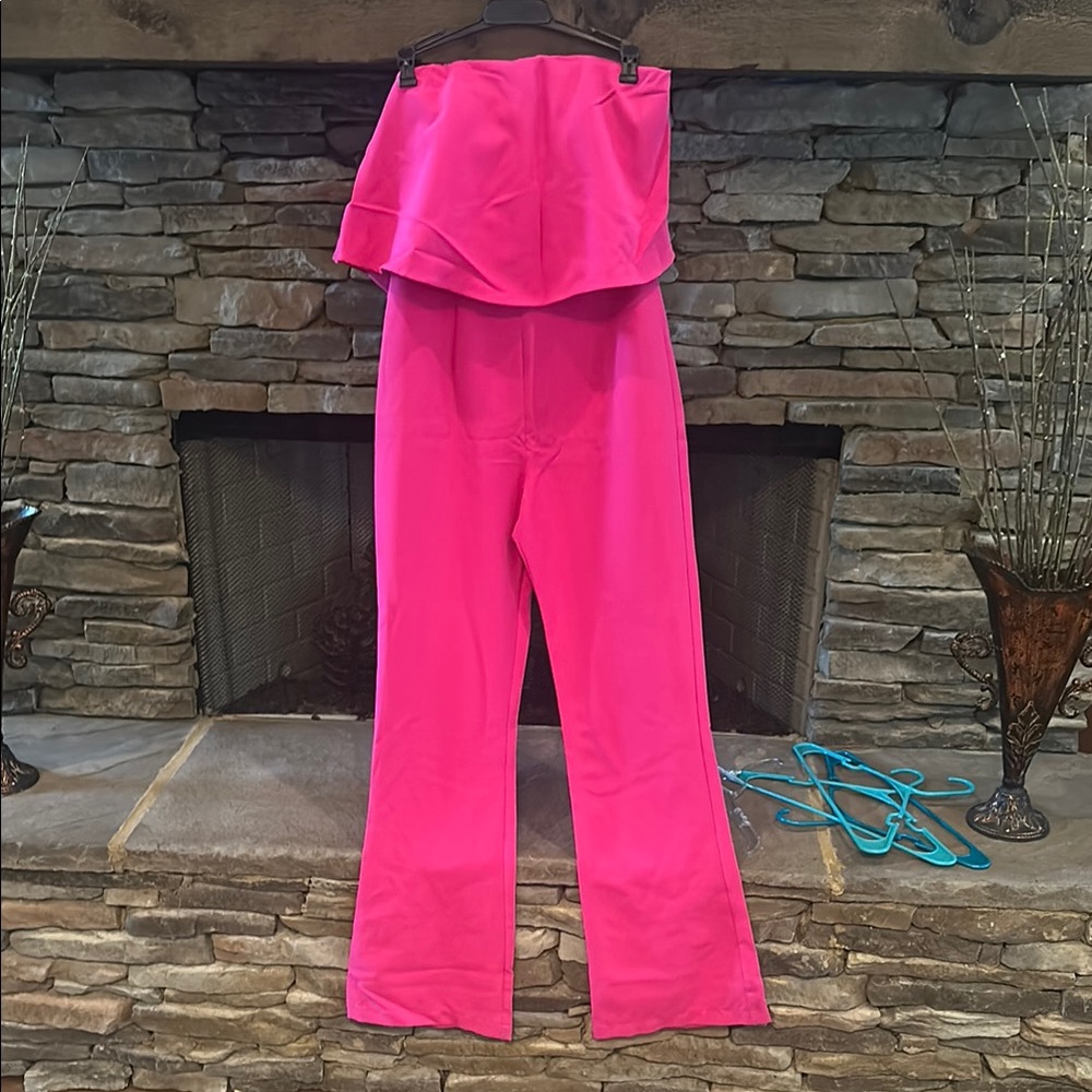 Gianni Bini Pink Jumpsuit Vibrant Style